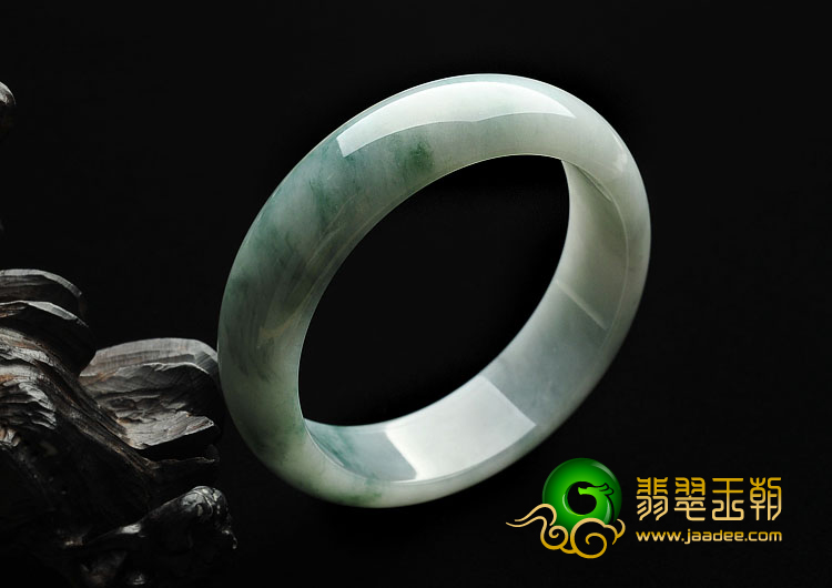 糯冰种飘花缅甸翡翠A货手镯（60.1mm）
