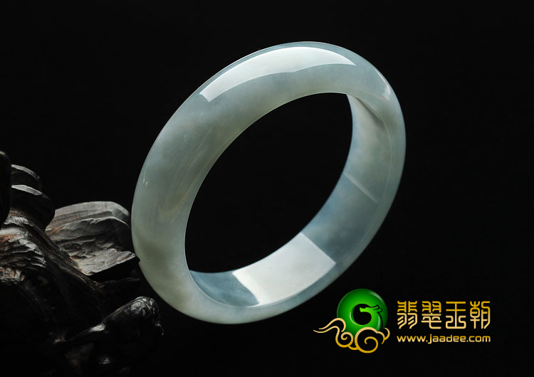 糯冰种晴水缅甸翡翠A货手镯（59.2mm）