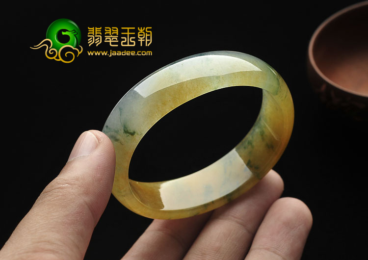 冰种黄翡飘花缅甸翡翠A货贵妃镯（52.8mm-45mm）