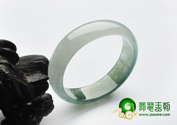 冰种晴水缅甸翡翠A货贵妃镯（55mm-50.3mm）