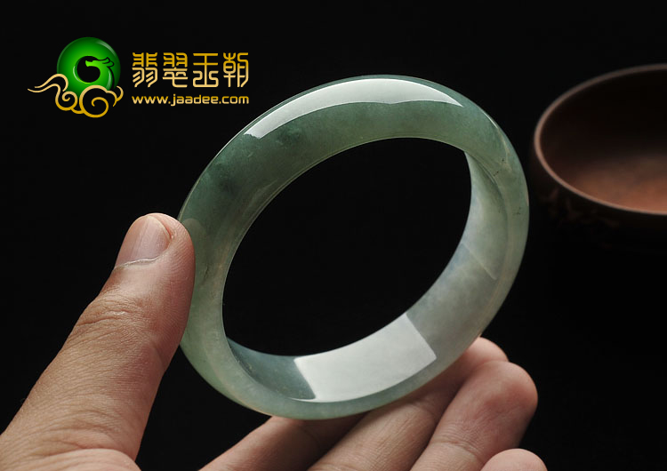 糯冰种晴水缅甸翡翠A货手镯（59.3mm）