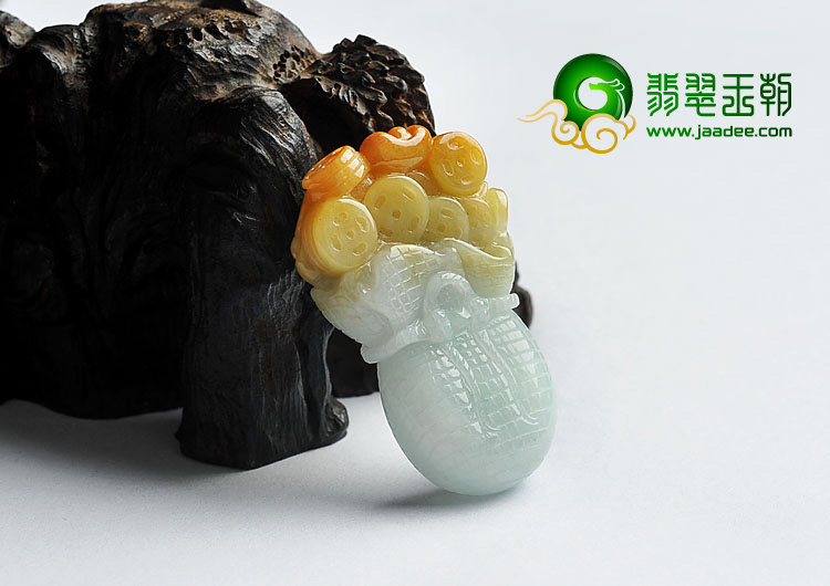 糯冰种黄翡晴水缅甸翡翠A货代代有钱挂件