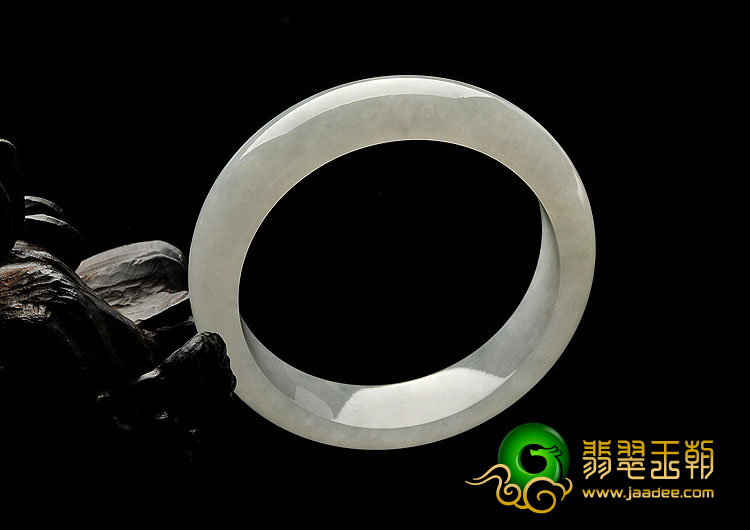 糯冰种晴水缅甸翡翠A货手镯（58.6mm）