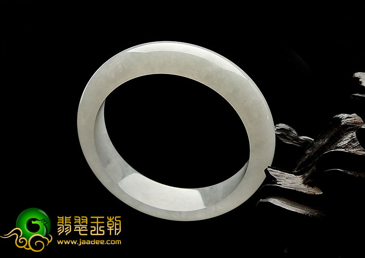 糯冰种晴水缅甸翡翠A货手镯（58.6mm）