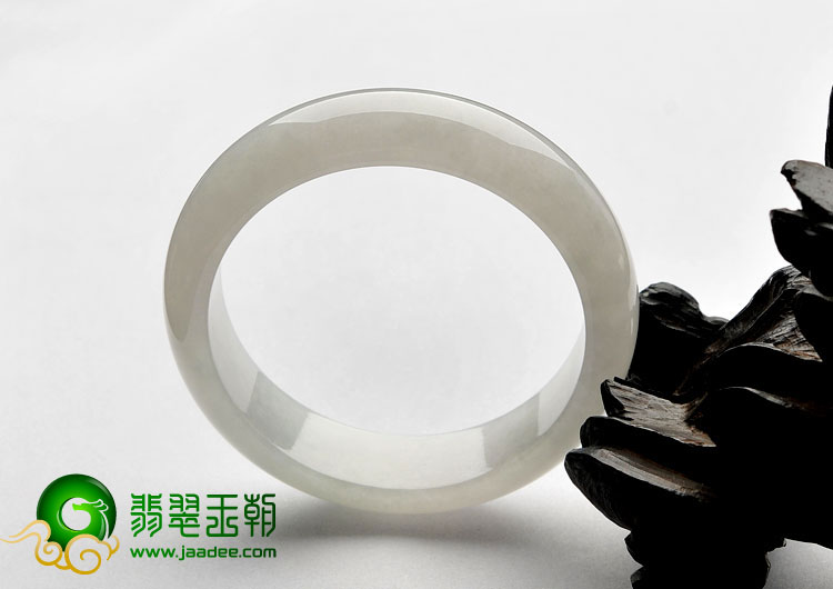 糯冰种晴水缅甸翡翠A货手镯（58.4mm）