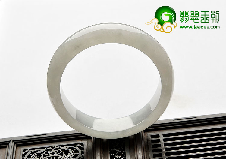 糯冰种晴水缅甸翡翠A货手镯（58.4mm）