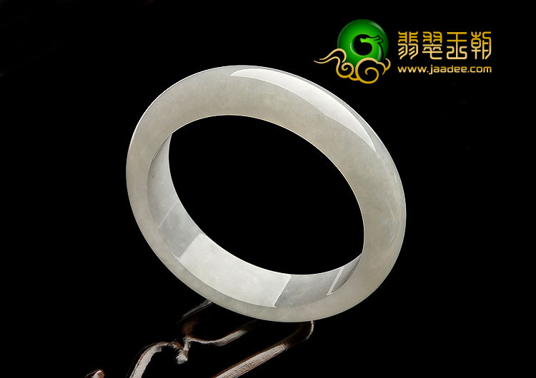 糯冰种晴水缅甸翡翠A货手镯（58.4mm）