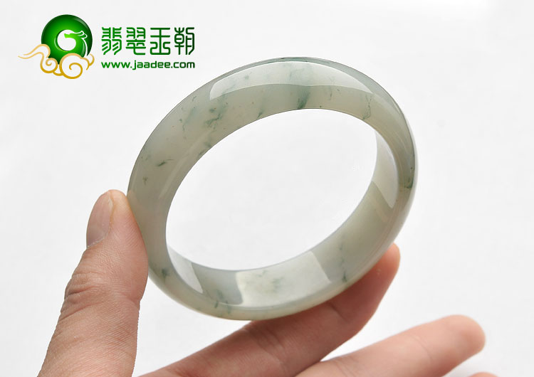 糯冰种飘花缅甸翡翠A货手镯（58.7mm）