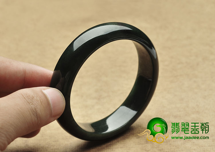 冰种油青缅甸翡翠A货手镯（55.6mm）