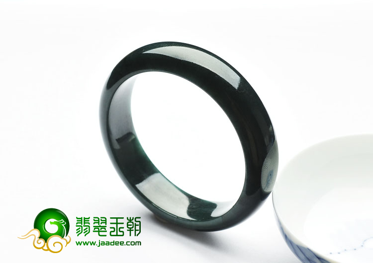 冰种油青缅甸翡翠A货手镯（55.6mm）
