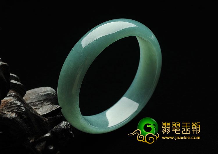 糯冰种绿晴水缅甸翡翠A货手镯（59.5mm）
