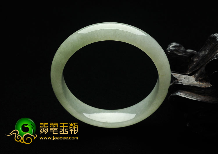 糯冰种晴水缅甸翡翠A货手镯（52.8mm）