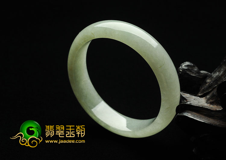 糯冰种晴水缅甸翡翠A货手镯（52.8mm）