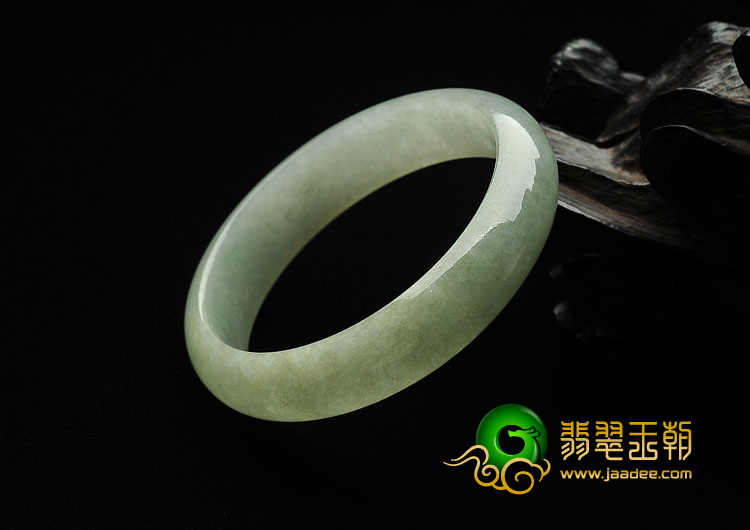 糯冰种晴水缅甸翡翠A货手镯（52.8mm）