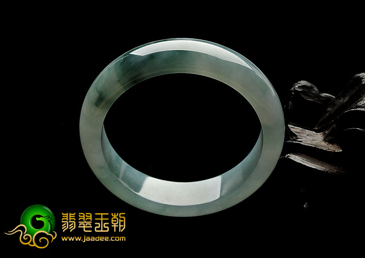 糯冰种飘花缅甸翡翠A货手镯（58.4mm）