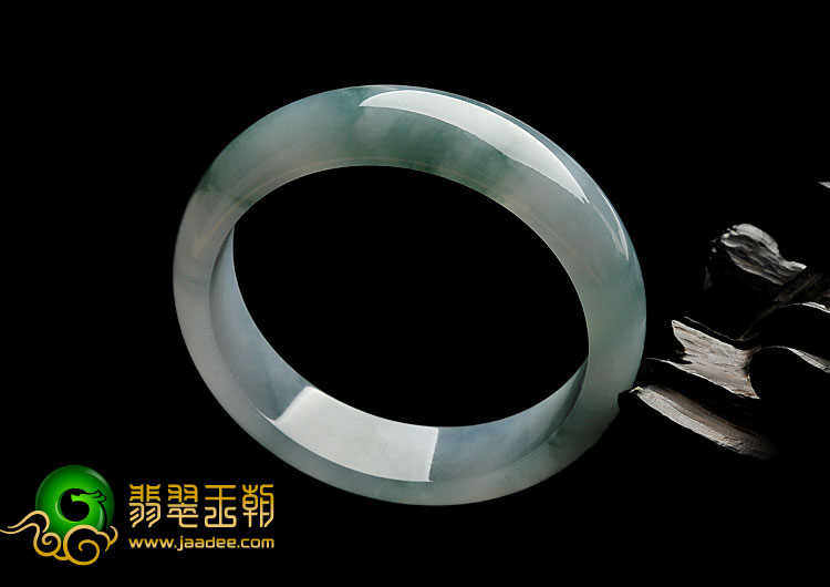 糯冰种飘花缅甸翡翠A货手镯（59.5mm）
