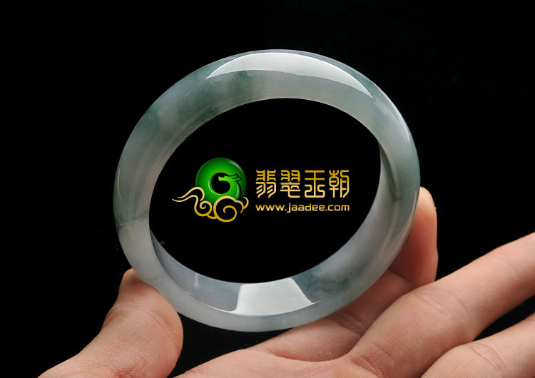 糯冰种飘花缅甸翡翠A货手镯（59.5mm）