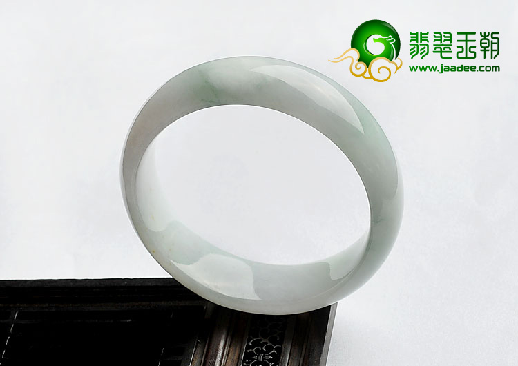 糯冰种飘花缅甸翡翠A货手镯（56.7mm）
