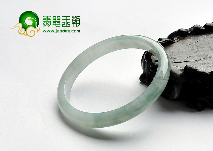 糯冰种飘花缅甸翡翠A货手镯（58.1mm）