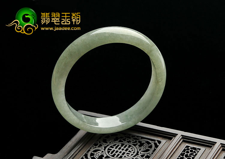 糯冰种晴水缅甸翡翠A货手镯（57.1mm）