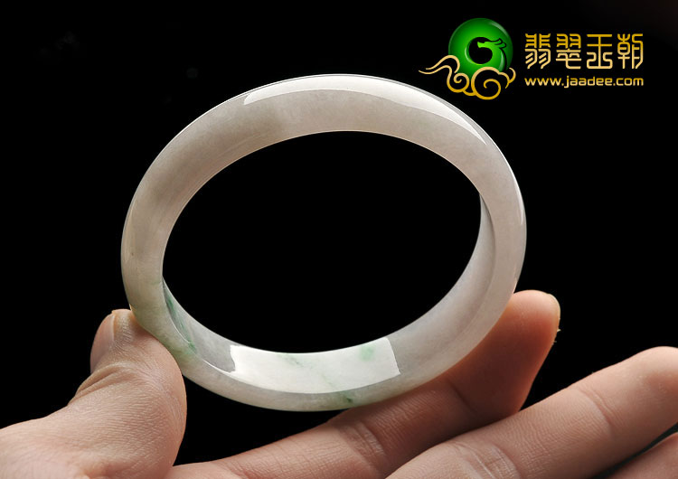 糯冰种飘花缅甸翡翠A货贵妃镯（55.6mm-50.8mm）