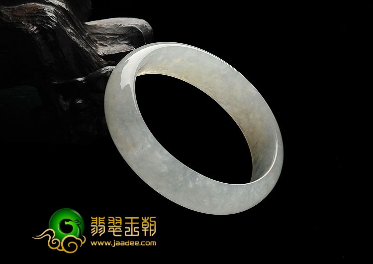 冰种晴水缅甸翡翠A货贵妃镯（53.3mm-47.2mm）