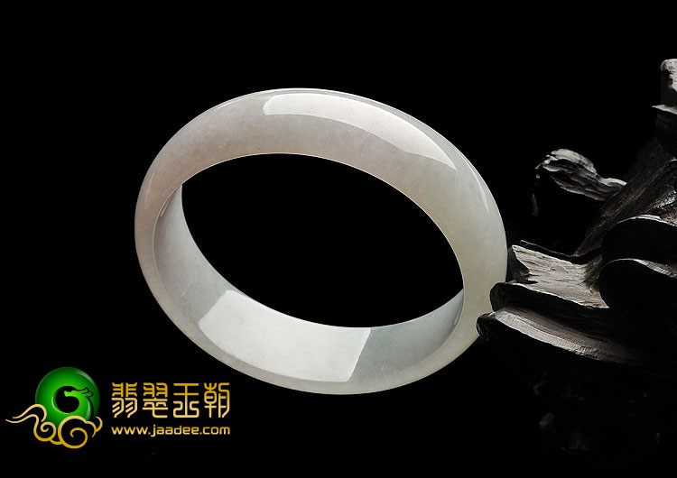 糯种晴水缅甸翡翠A货贵妃镯（54.7mm-49.2mm）