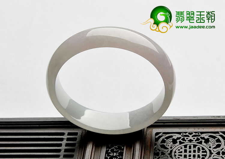 糯种晴水缅甸翡翠A货贵妃镯（54.7mm-49.2mm）