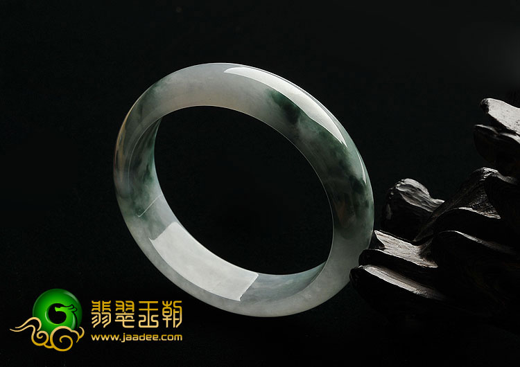 糯冰种飘花缅甸翡翠A货手镯（59.4mm）