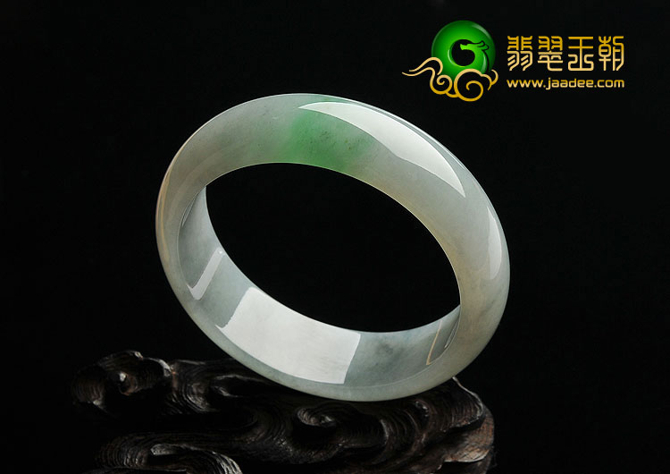 糯冰种飘绿花缅甸翡翠A货手镯（58.3mm）