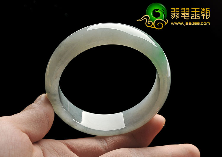 糯冰种飘绿花缅甸翡翠A货手镯（58.3mm）