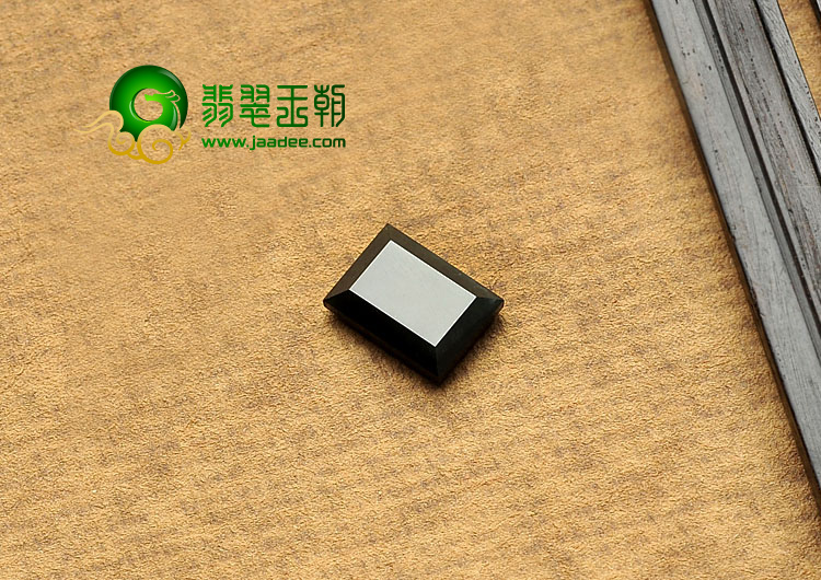 冰玻种墨翠缅甸翡翠A货戒面