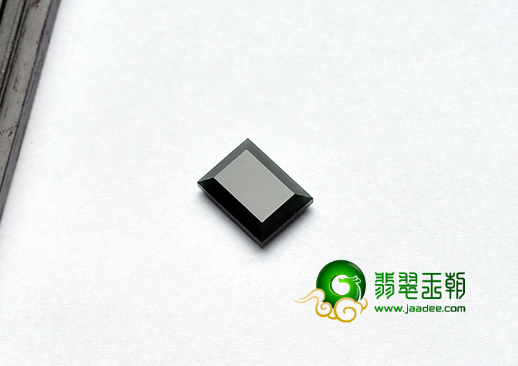 冰玻种墨翠缅甸翡翠A货戒面