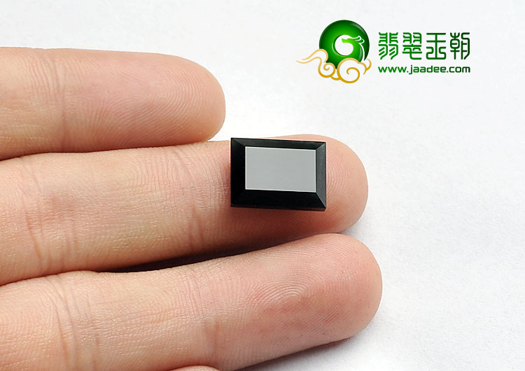 冰玻种墨翠缅甸翡翠A货戒面