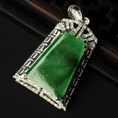 冰种飘翠缅甸翡翠A货镶白金胸坠（真钻）