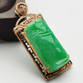 糯冰种翠色缅甸翡翠A货镶玫瑰金节节高胸坠（真钻）