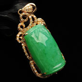 糯冰种翠色缅甸翡翠A货镶玫瑰金节节高胸坠（真钻）