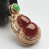 (超值推荐)糯冰种红翡缅甸翡翠镶玫瑰金葫芦胸坠（真钻）