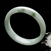 糯冰种飘花缅甸翡翠A货手镯（58.6mm）