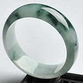 糯冰种飘花缅甸翡翠A货手镯（58mm）