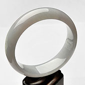 糯冰种晴水缅甸翡翠A货手镯（56.8mm）