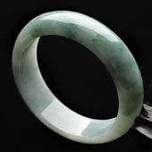 糯冰种飘花缅甸翡翠A货手镯（60.1mm）