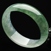 冰种晴水缅甸翡翠A货贵妃镯（55.1mm-50.4mm）