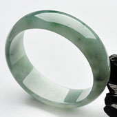 糯冰种飘花缅甸翡翠A货贵妃镯（58.1mm-52.2mm）