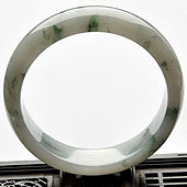糯冰种飘花缅甸翡翠A货手镯（58.7mm）