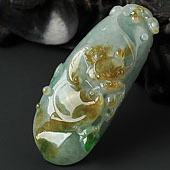 糯冰种三彩缅甸翡翠A货蝙蝠挂件
