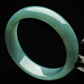 糯冰种绿晴水缅甸翡翠A货手镯（57.8mm）