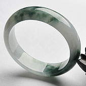 糯冰种飘花缅甸翡翠A货手镯（59.4mm）