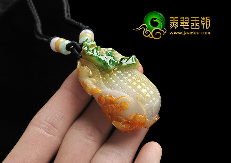糯冰种三彩缅甸翡翠A货玉米挂件