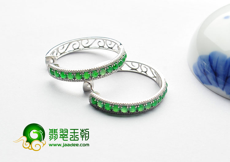 冰种翠色缅甸翡翠A货镶白金耳环（真钻）